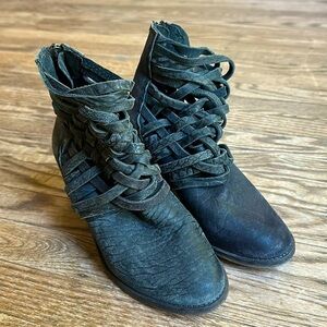 Free People Woven Ankle Bootie Heel Zip Up Back Size 37 EUC